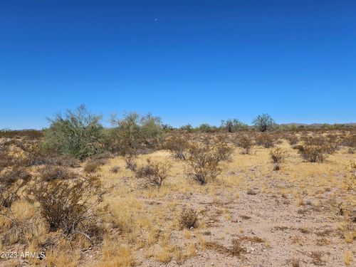 36-32925 W Restin Rd, Wittmann, AZ, 85361 | Card Image
