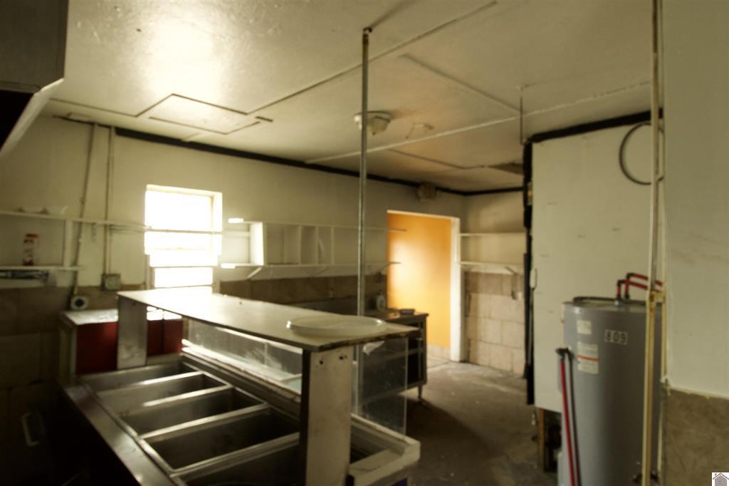 Commercial Sale in Bardwell 5