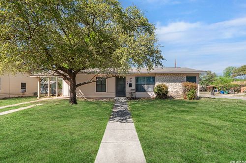 4135 King Krest Dr, San Antonio, TX, 78219-3903 | Card Image