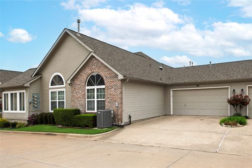 unit-341-2601 Marsh Ln, Plano, TX, 75093-8462 | Card Image