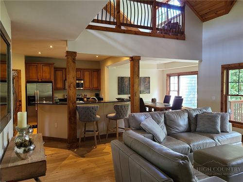a-135A Wapiti Way, Banner Elk, NC, 28604 | Card Image