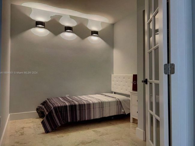 APT-1003 - 17555 Atlantic Blvd, Condo with 2 bedrooms, 2 bathrooms and null parking in Sunny Isles Beach FL | Image 12