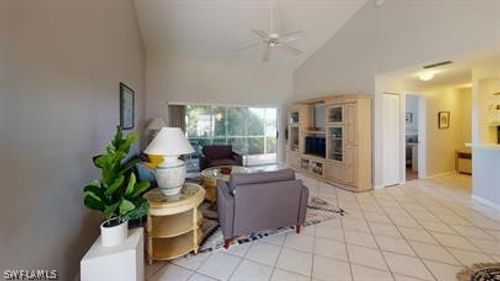 apt-101-529 Windsor Sq, NAPLES, FL, 34104-1303 | Card Image