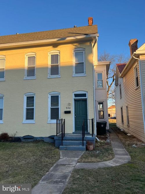 920 Pope Ave, HAGERSTOWN, MD, 21740-6440 | Card Image