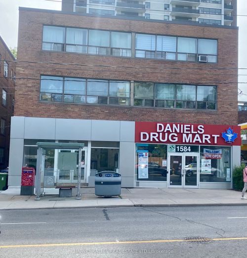 104-1582 Bathurst St, York, ON, M5P3H3 | Card Image