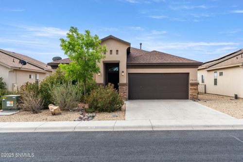 3014 Dos Vistas Ave, Las Cruces, NM, 88012-8024 | Card Image