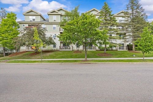 340 Hildred Drive, Burlington, VT, 05401 | Card Image