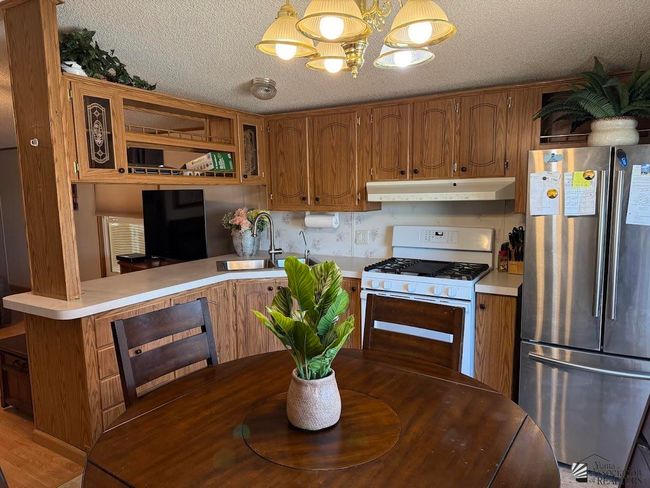 13368 E 47 Th St, House other with 2 bedrooms, 1 bathrooms and 2 parking in Yuma AZ | Image 4