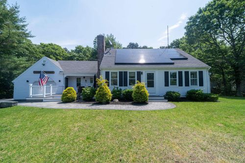 327 N Falmouth Hwy, North Falmouth, MA, 02556-2803 | Card Image