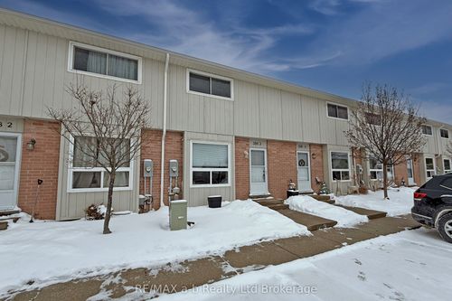 {{alt}} | Card Image