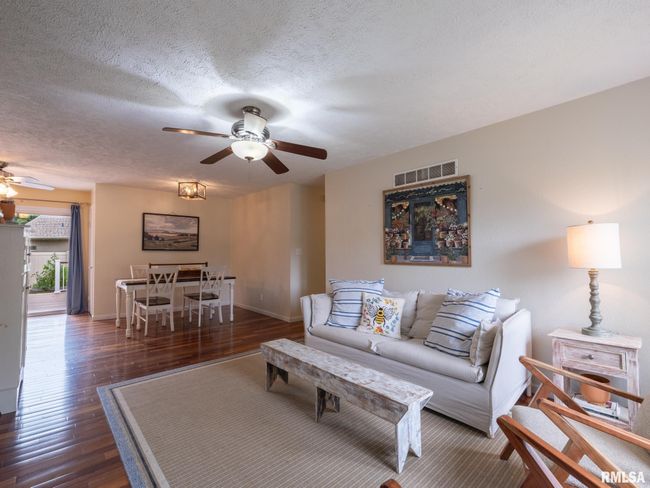 1411 W Wonderview Dr, House other with 4 bedrooms, 3 bathrooms and null parking in Dunlap IL | Image 9
