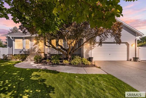 1154 Caysie Cir, Idaho Falls, ID, 83402-5188 | Card Image