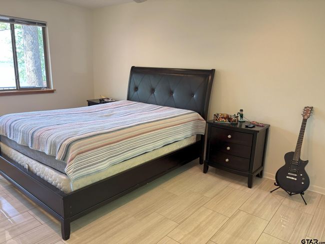 20998 Kiva Cir, House other with 3 bedrooms, 4 bathrooms and null parking in Flint TX | Image 24