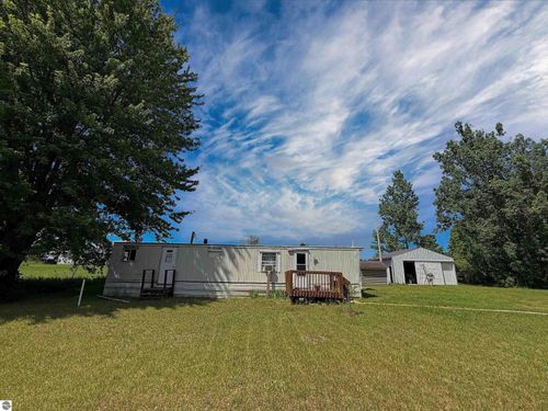 1395 E Duck Lake Rd, Grawn, MI, 49637-9717 | Card Image