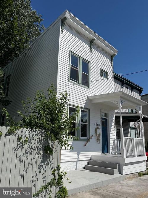 708 Elm St, CUMBERLAND, MD, 21502-3512 | Card Image