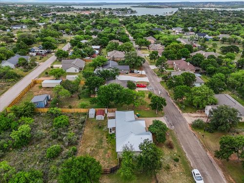 128 W Persimmon Dr, Granite Shoals, TX, 78654-2821 | Card Image