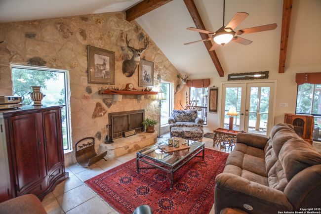 1401 Cedar Mesa Rd, Home with 3 bedrooms, 2 bathrooms and null parking in Tarpley TX | Image 13