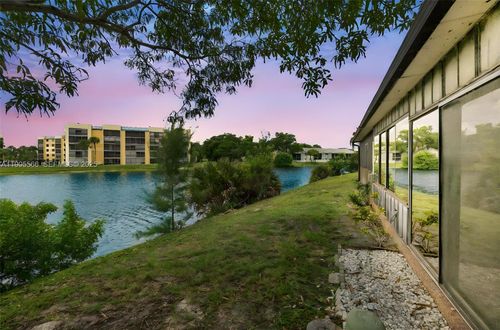 115-6545 Racquet Club Dr, Lauderhill, FL, 33319-1832 | Card Image