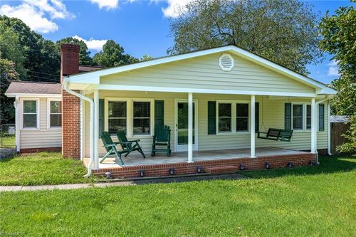 204 Pinecrest Rd, Madison, NC, 27025-7578 | Card Image