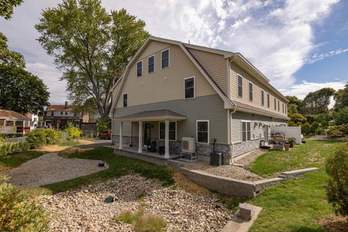 apt-4-114 Saratoga Way, Portsmouth, NH, 03801-4782 | Card Image