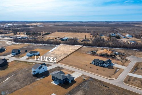 1481 Prairie Ln, Wahpeton, ND, 58075-2804 | Card Image