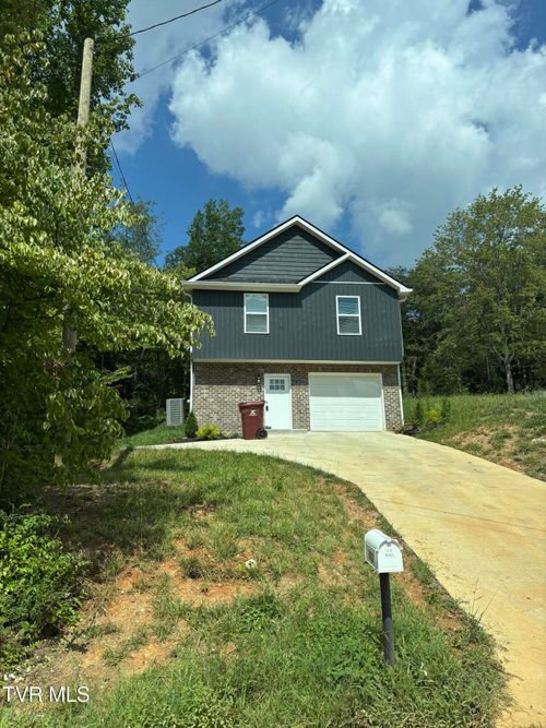 1412 Indian Ridge Rd, Johnson City, TN, 37604-4300 | Card Image