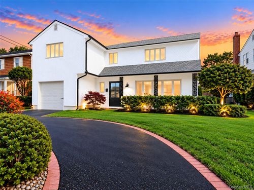3483 Knight Street, Hempstead, NY, 11572 | Card Image