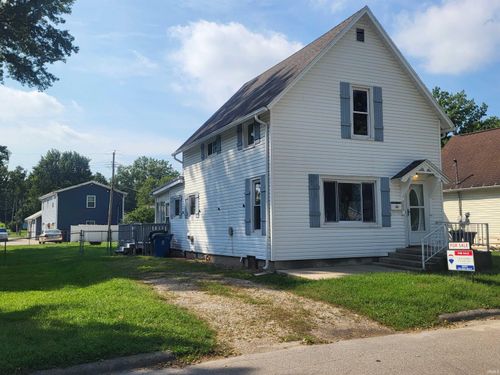 808 Ferndale St, Plymouth, IN, 46563-2212 | Card Image
