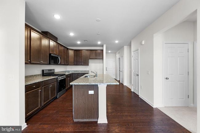 109 - 1 Culvert Dr, Condo with 2 bedrooms, 2 bathrooms and null parking in PRINCETON JUNCTION NJ | Image 12