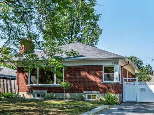 1530 Weyburn St, Ottawa, ON, K1G0Y5 | Card Image