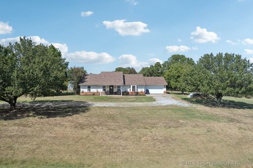 4270 N Pine Hollow Road, McAlester, OK, 74501 | Card Image