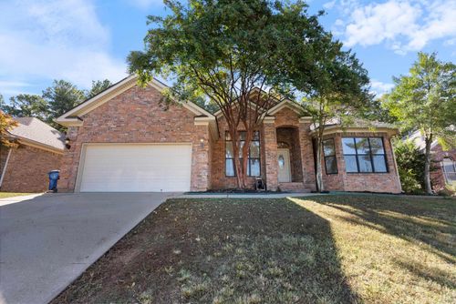 116 Orleans Dr, Maumelle, AR, 72113-6767 | Card Image