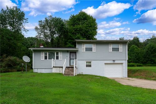 50 Flat Rd, Mercer, PA, 16137-2908 | Card Image
