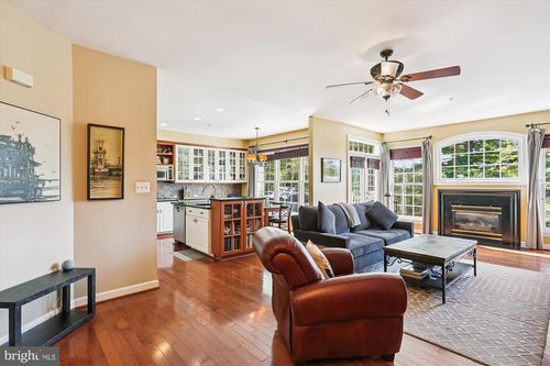 10104 Baldwin Ct, BETHESDA, MD, 20817-1682 | Card Image