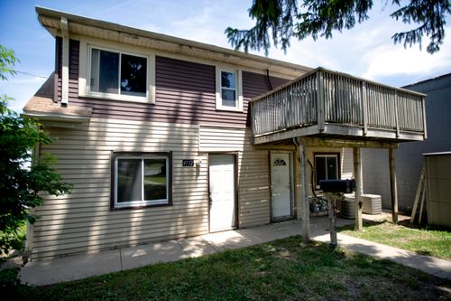 4730 W Forest Home Ave, Milwaukee, WI, 53219-4716 | Card Image
