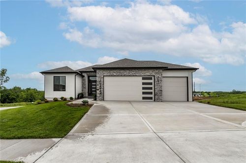 1312 Verbena Place, Raymore, MO, 64083 | Card Image