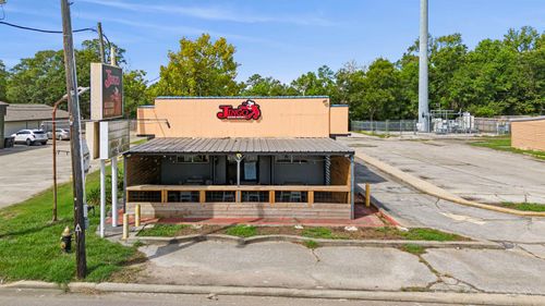 425 N Main St, Vidor, TX, 77662-4937 | Card Image