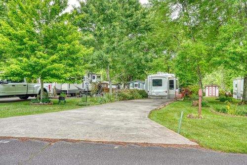 67 Conley Creek Cir, Blairsville, GA, 30512-1001 | Card Image