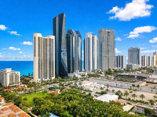 2404-230 174th St, Sunny Isles Beach, FL, 33160-3332 | Card Image
