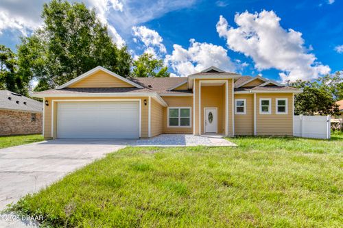 67 Westrobin Ln, Palm Coast, FL, 32164-4038 | Card Image