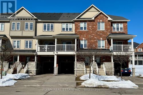 130 Truedell Circle, Hamilton (Waterdown), ON, L0R2H9 | Card Image