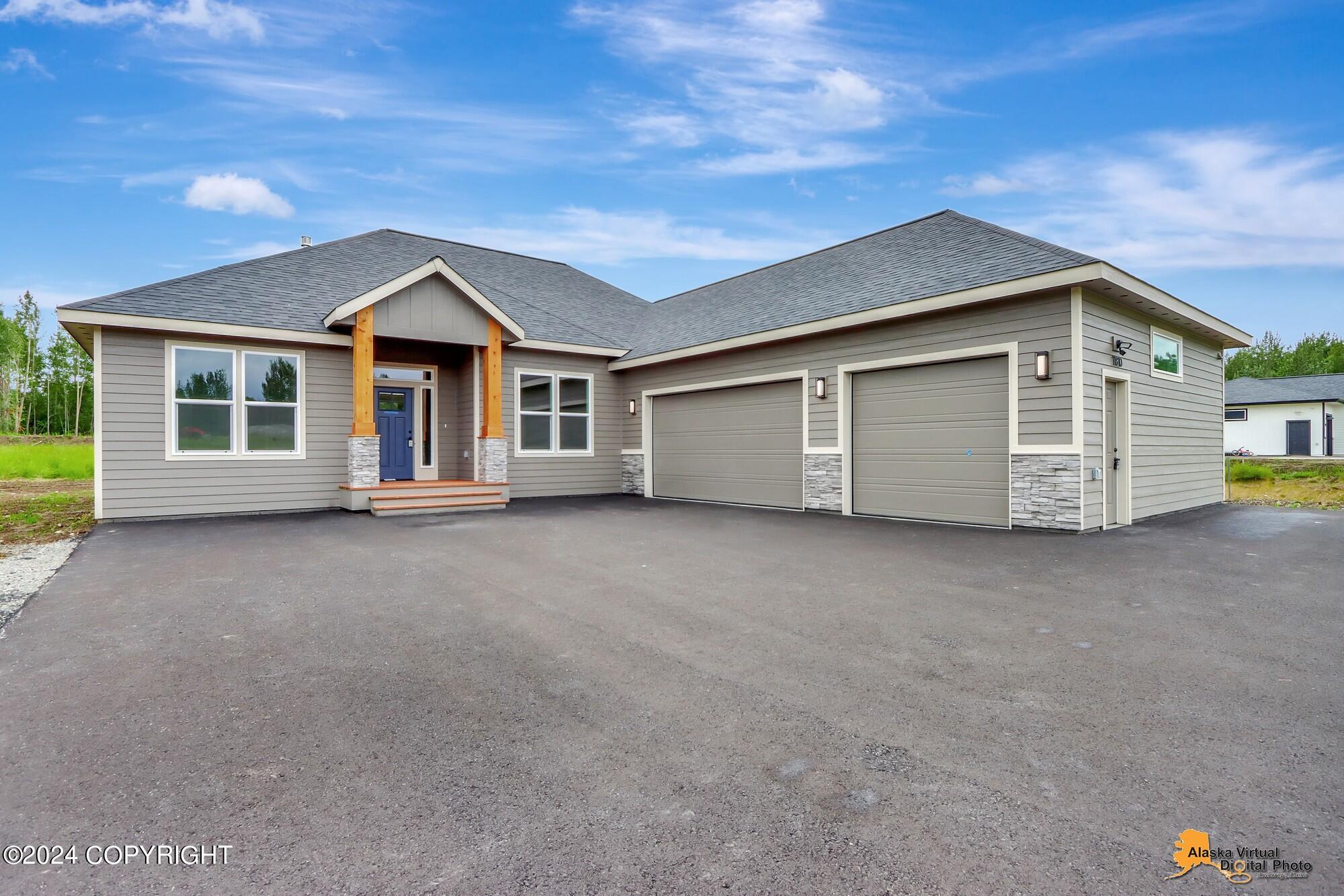 Apple Cir, Palmer, AK 99645