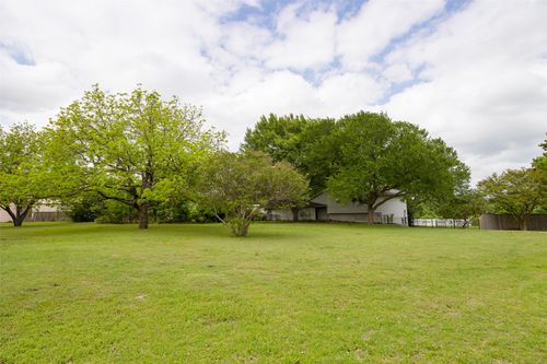 2121 E Pecan Ln, Plano, TX, 75074-2001 | Card Image