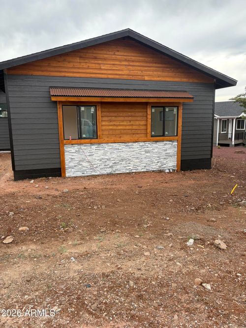 520 S Rockcreek Dr, Show Low, AZ, 85901-0125 | Card Image