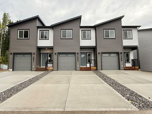 328A Boutin Avenue, Hinton, AB, T7V0B4 | Card Image
