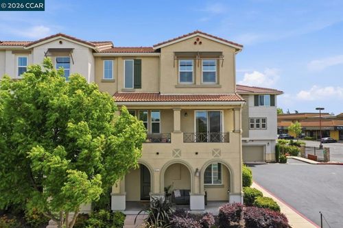 971 Bluebell Dr, Livermore, CA, 94551-1367 | Card Image