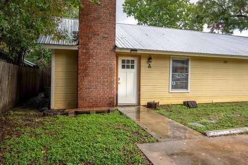 apt-a-121 Nance St, San Marcos, TX, 78666-5471 | Card Image