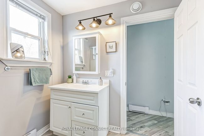 122 Latta Dr, House other with 1 bedrooms, 3 bathrooms and 20 parking in Plainfield ON | Image 18