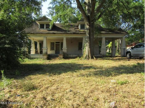 1655 Saint Charles St, Jackson, MS, 39209-5404 | Card Image