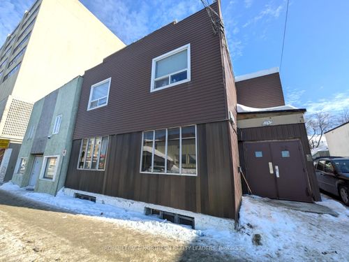 main-floor-32 Mountjoy St S, Timmins, ON, P4N1S4 | Card Image